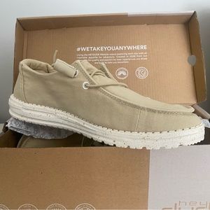 Wendy beige hey dudes - brand new with tags